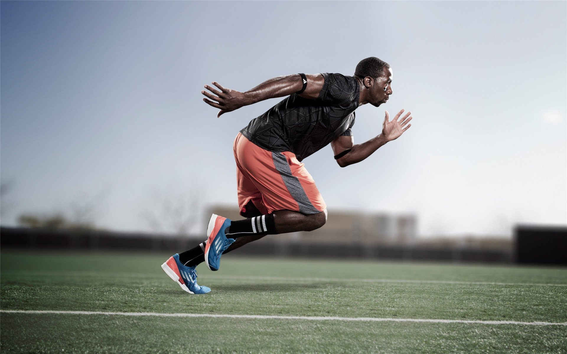 米兰官方网站-英超青训营引入虚拟现实技术强化战术意识,英超本队青训